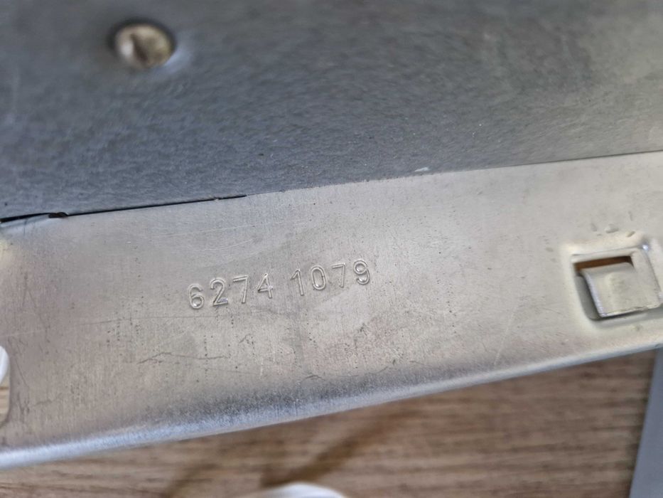 Radziecka lampa błyskowa „Чайка” – komplet, instrukcja, październik 79