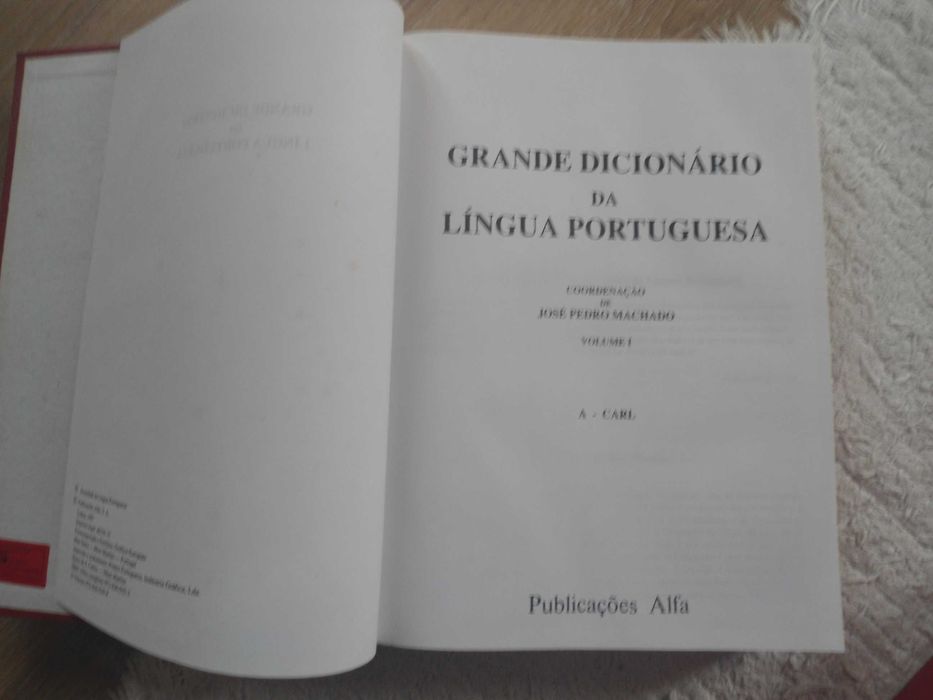 Grande Dicionário da Língua Portuguesa de José Pedro Machado