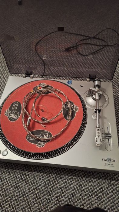 Gramofon Stanton STR8-30 Professional Turntable (Direct Drive / Napęd Bezpośredni)