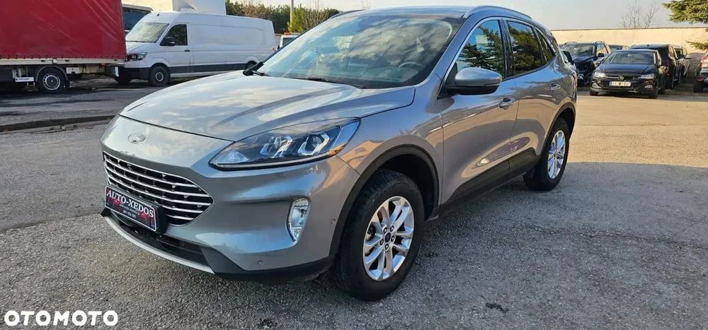 Ford Kuga 2.5 Hybrid 190 KM Climatronic, Navi