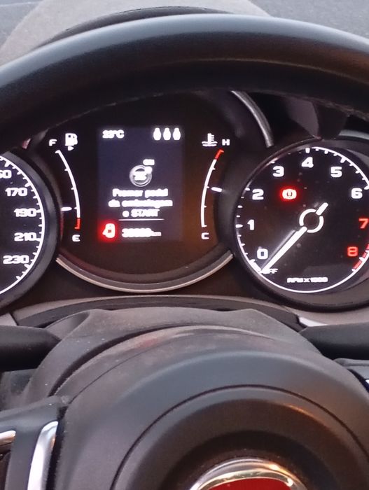 Fiat 500x 38.000 kms muito bom estado geral comprado novo uma mão de livrete