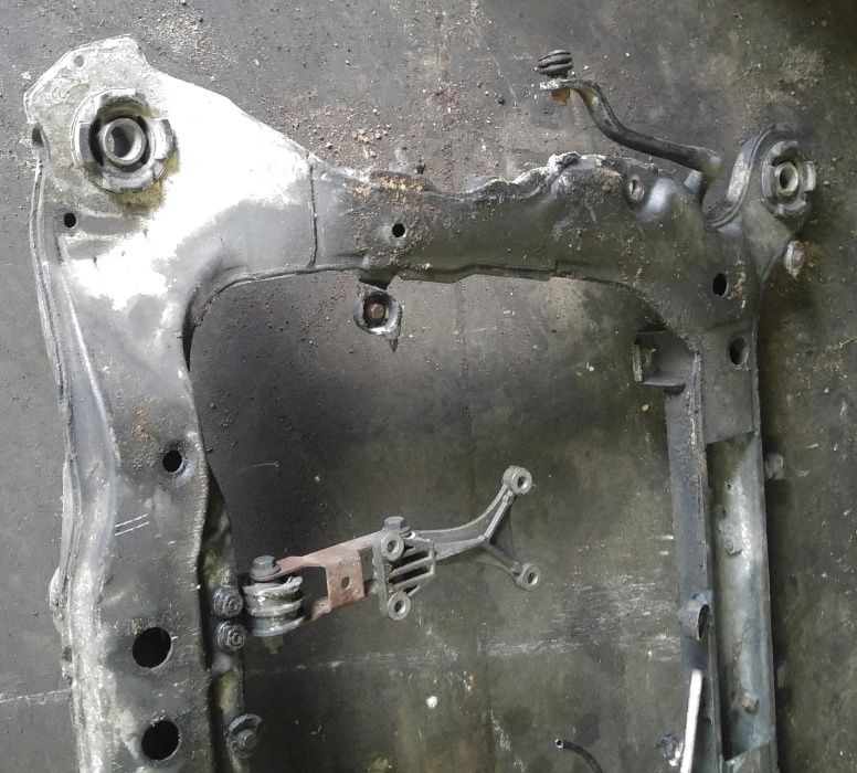 Volvo S80 V70 2.9 Benzyna Sanki Wózek Belka Kołyska Przód