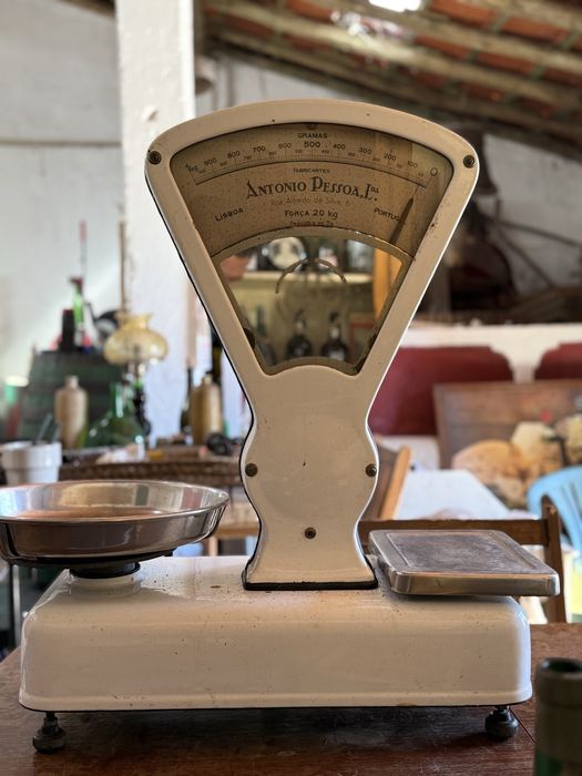 Balança Antiga - a funcionar