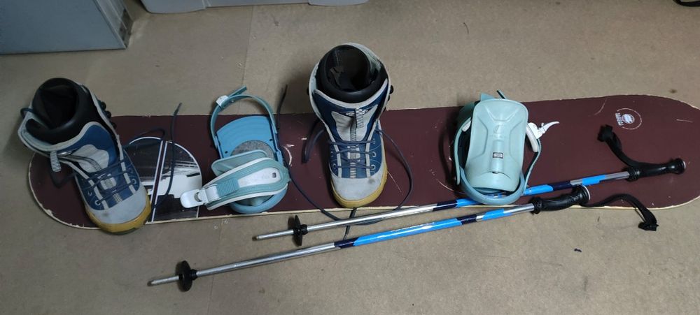 Prancha snowboard em muito bom estado