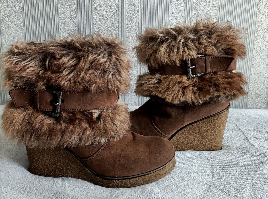 Buty zimowe damskie z futerkiem