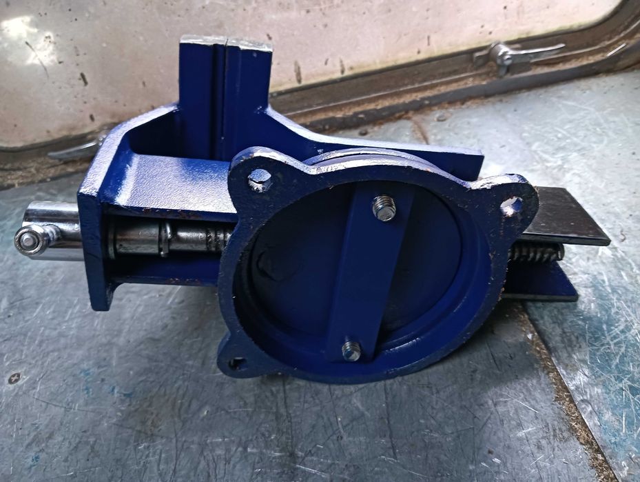 stalowe  135MM szczęki IMADŁO ślusarskie   z OBROTOWĄ podstawą ścisk