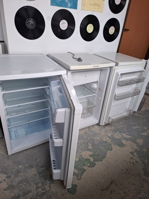 Lodówka mała podblatowa 86 cm Niemiecka z gwarancją A+