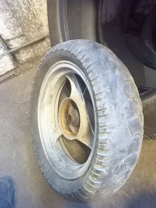 Колеса до скутера 13 і 12 розмір