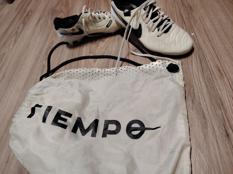 Korki Nike tiempo Elite