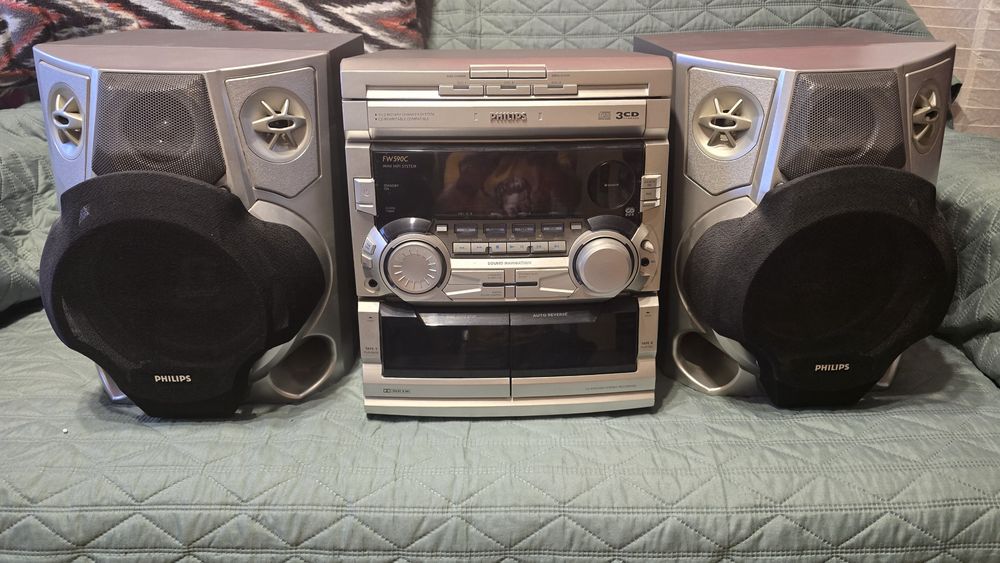 Sprzedam Wieżę  Philips