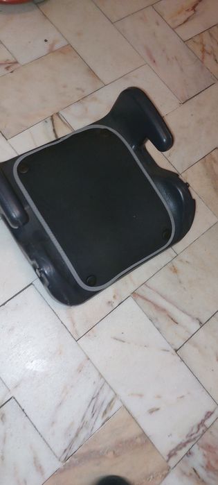 Acento Auto 15kg-36kg  Usado 2Vez Faço entrego domicílio