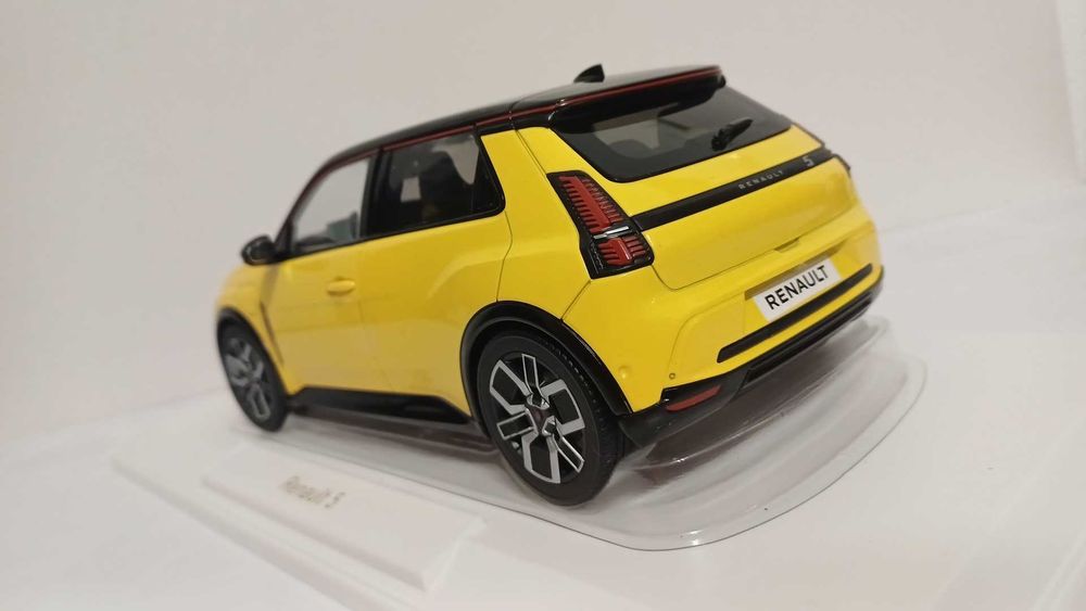 1/18 Renault 5 E-Tech 100% Electric - Norev