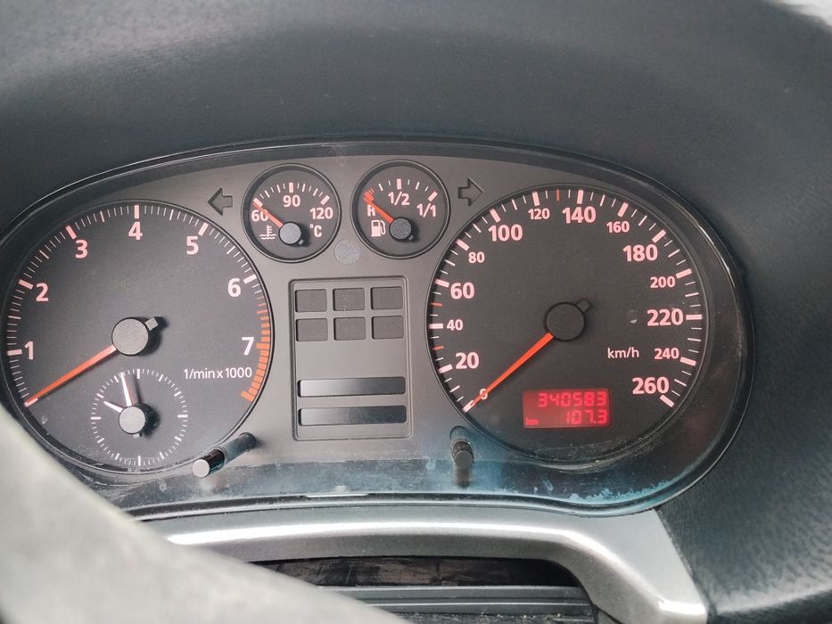 Audi a3 8l 1.8 benzyna