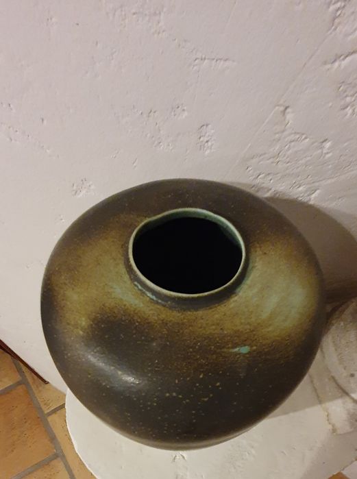 Wysoki WAZON ceramika design loft kolor z przecierką czarno szary