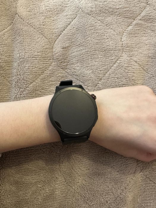 OnePlus Watch 4 смарт годинник