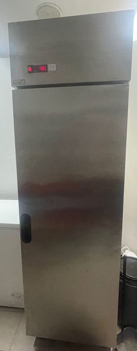 Câmara Frigorífica Industrial Inox – Sistema de Frio Novo