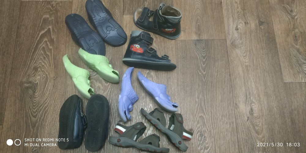 Босоножки, ботинки, туфли, сланцы, шлепки