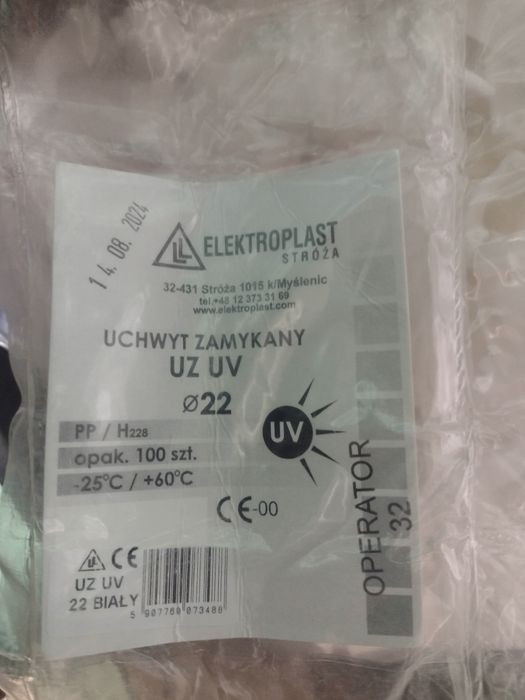 Uchwyt zamykany dla rury 22