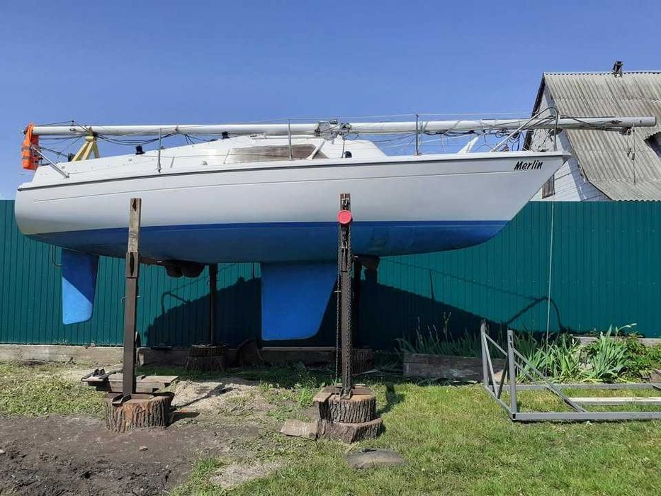 Вітрильна яхта Dechler Sprinta 70