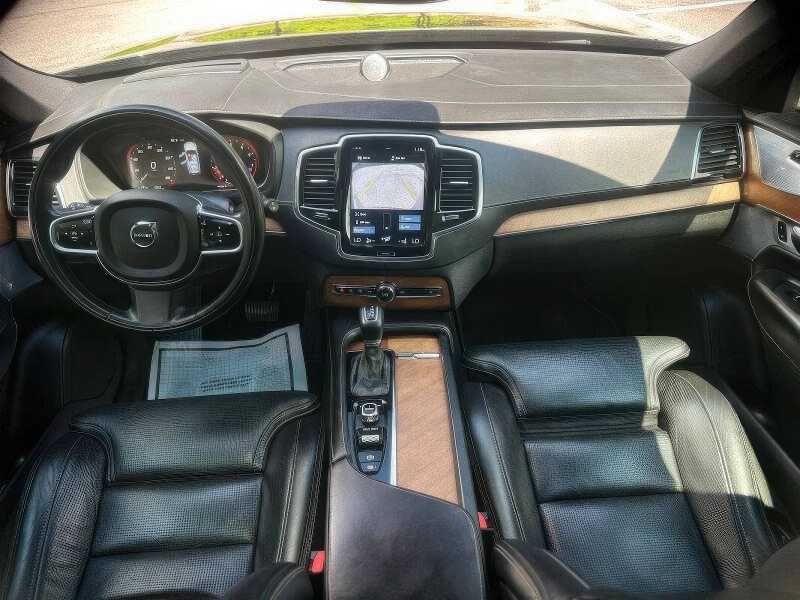 2017 Volvo XC90 T6 Inscription
