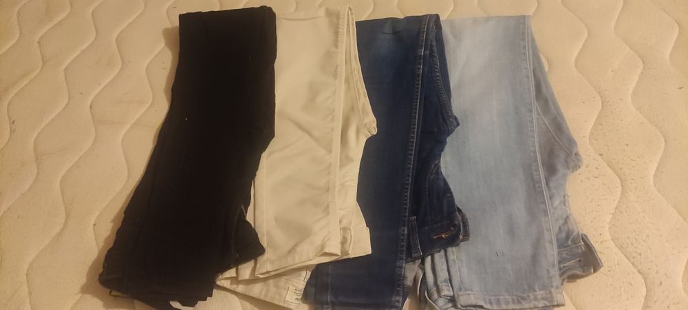 4 pares de calças