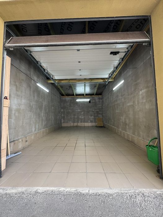 Продається гараж Білогірська