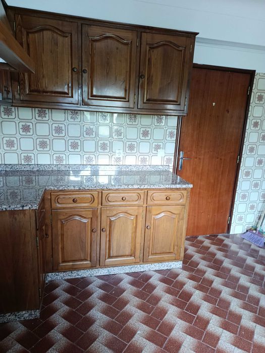 Arrenda-se apartamento