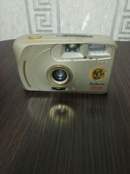 Пленочный  фотоапарат Rekam