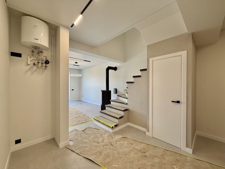 Продаю таунхаус з ремонтом !