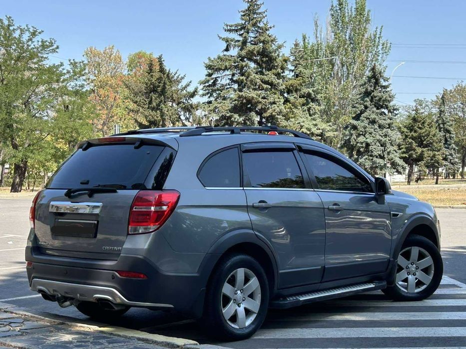 Продається надійний, просторий сімейний кросовер Chevrolet Captiva