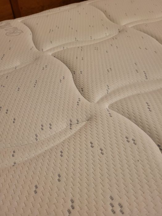 Cama solteiro + colchão