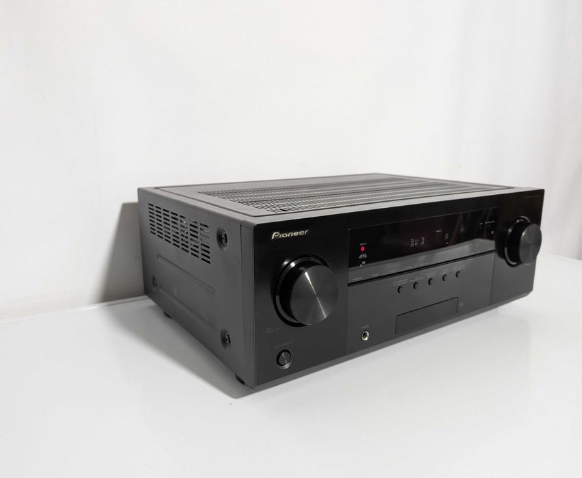 5.1 Ресивер Pioneer VSX-527, має 130 Вт/канал/ HDMI/ ARC/ USB/ HD Audio/ ЦАП/ AirPlay/ vTuner
