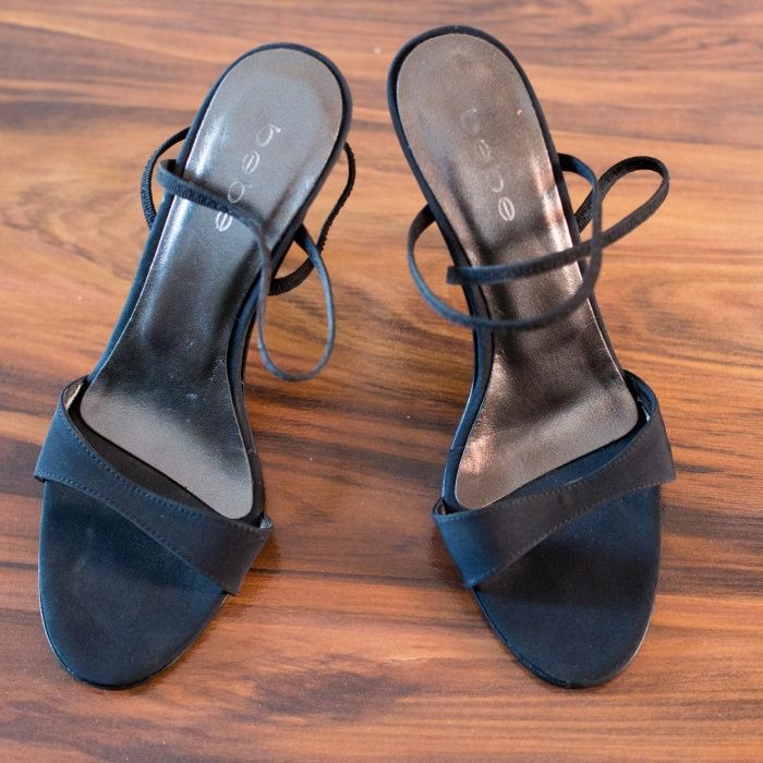 Bebe skórzane sandałki, szpilki