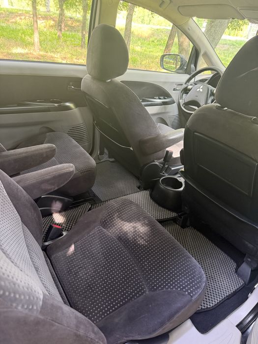Продам Mitsubishi Grandis 2.0