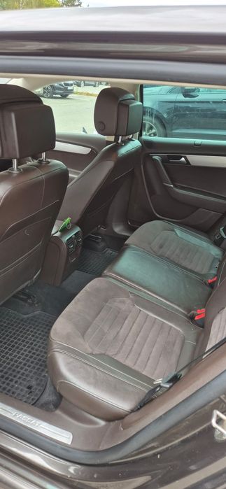 Volkswagen Passat B7 2013 2.0 TDI 4Motion