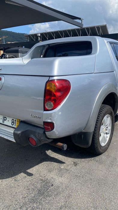 Mitsubishi L200 em ótimo estado