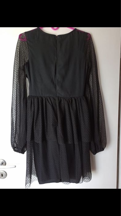 Czarna sukienka z siateczka