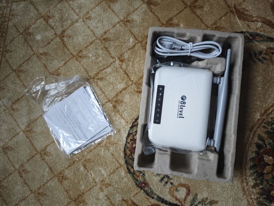 Router WRT-300 SMART