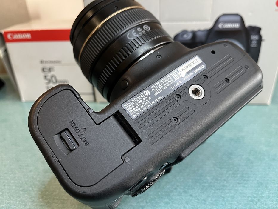 Canon EOS 6D mark II + EF 50mm f/1.4 USM (przebieg 7000)
