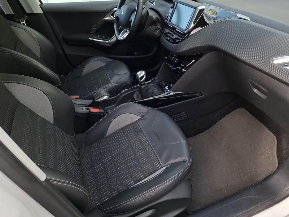 Peugeot 2008 1.6 hdi Nacional  89.000 Kms Teto Panorâmico