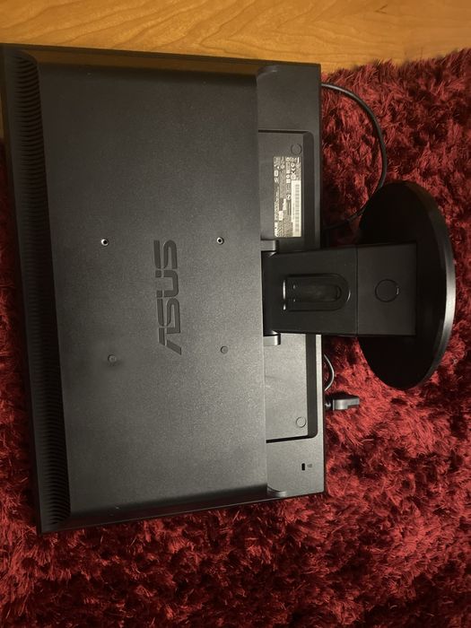Monitor Asus em muito bom eatado
