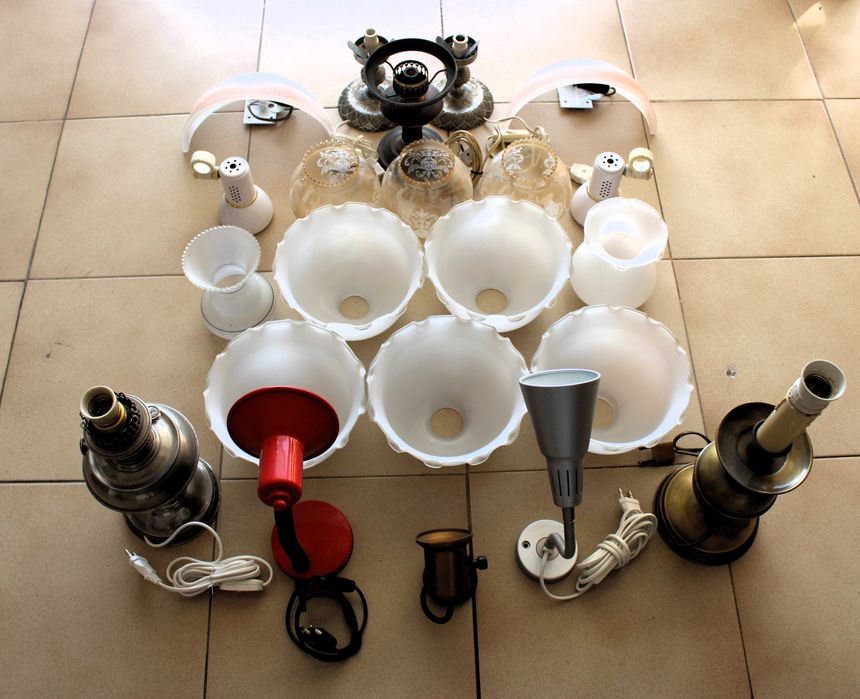 CANDEEIROS E ABAT-JOURS