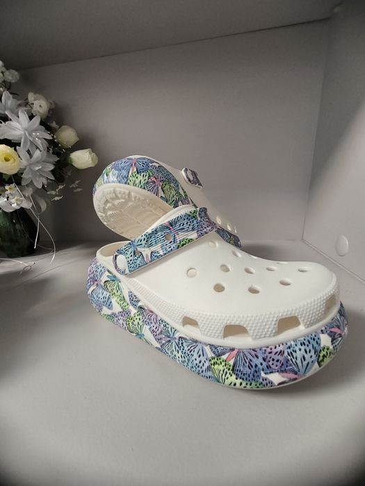 Crocs продам , M6-W8, 25см.1100гр.
