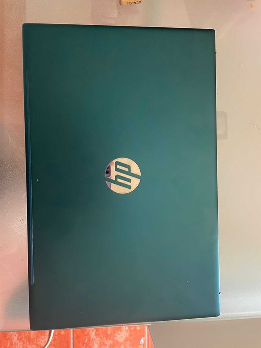 Portátil HP i5-1135G7/12RAM/512GB M.2  (1 ano de utilização)