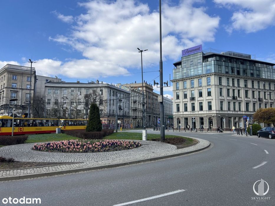 Dwupokojowe mieszkanie w kamienicy - Pl.Zbawiciela