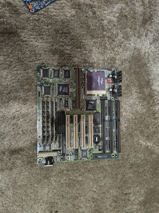 Reteo płyta główna socket 7 z Intel Pentium 1 + ram i dodatki