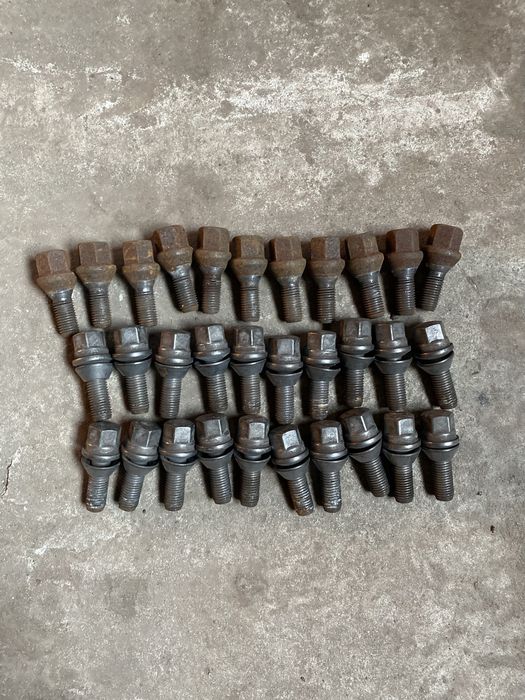 Продам болти рено меган