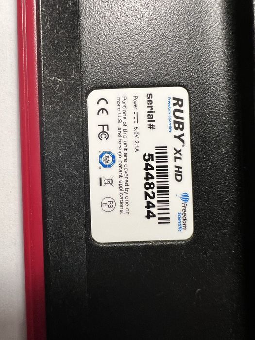 Lupa elektroniczna RUBY XL HD amerykanskiej firmy Freedom