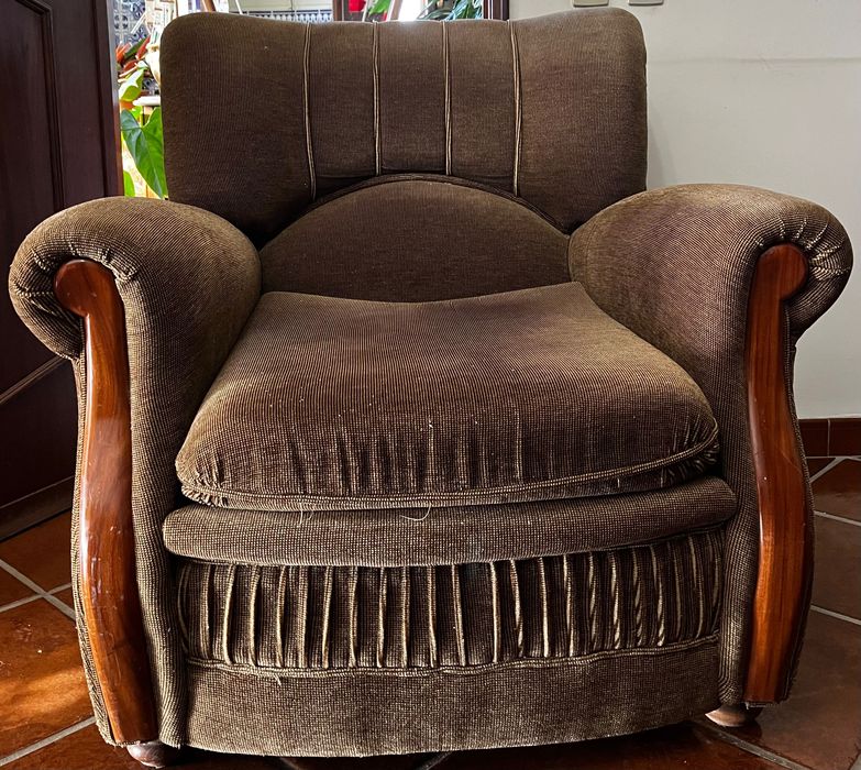 Sofá-cama + dois sofás  individuais