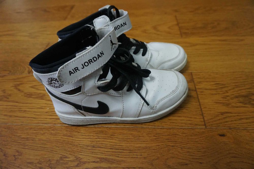 Buty Air Jordan roz.34